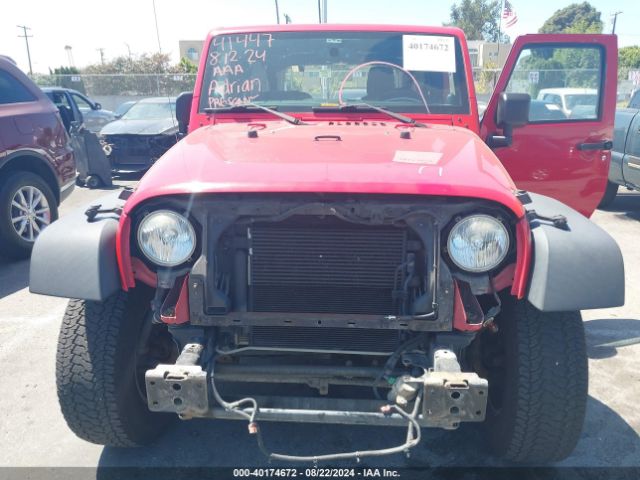 1C4BJWDG1EL225792 Jeep Wrangler Unlimited Sport