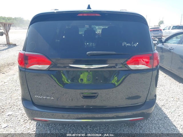 Chrysler Pacifica Touring L 2018 2C4RC1BG2JR128472 Image 16