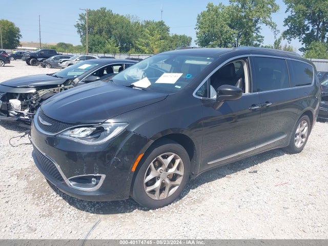 Chrysler Pacifica Touring L 2018 2C4RC1BG2JR128472 Image 2