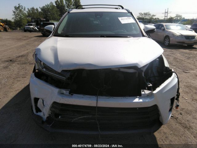 5TDJZRFH1HS521233 Toyota Highlander Se