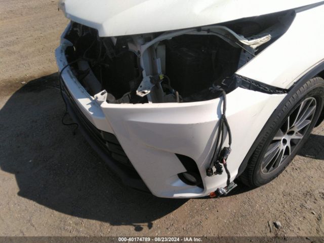 5TDJZRFH1HS521233 Toyota Highlander Se