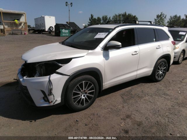 5TDJZRFH1HS521233 Toyota Highlander Se