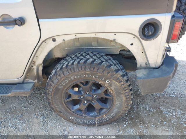 1C4BJWDG0JL800488 Jeep Wrangler Jk Unlimited Sport S 4x4