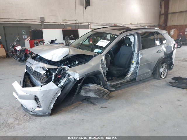 Toyota Rav4 Xle 2020 2T3P1RFV9LW126490 Image 2