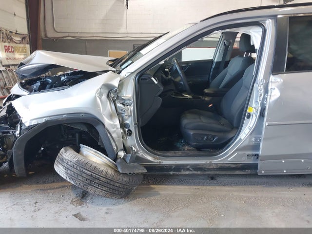 Toyota Rav4 Xle 2020 2T3P1RFV9LW126490 Image 6