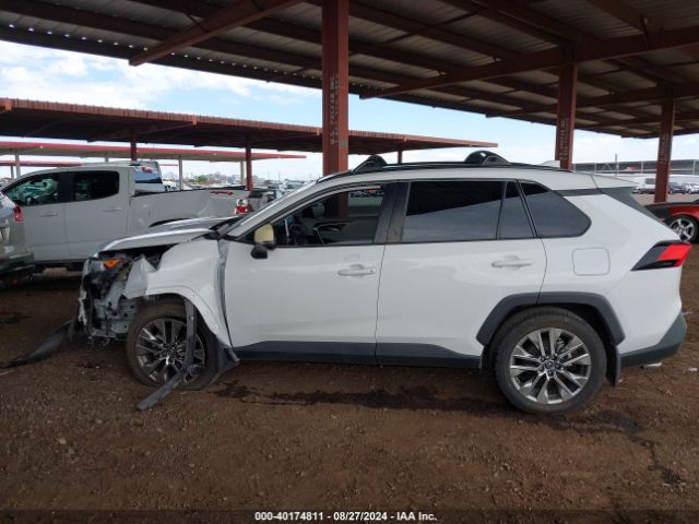 2T3C1RFV7KC019811 Toyota Rav4 Xle Premium