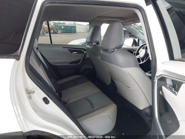 2T3C1RFV7KC019811 Toyota Rav4 Xle Premium