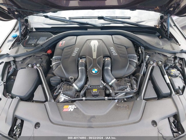 WBA7F0C58JGM23869 BMW 750i