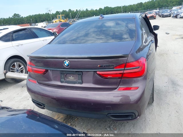 WBA7F0C58JGM23869 BMW 750i