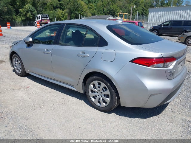 Toyota COROLLA LE 2021 JTDEPMAE9MJ132029 Image 3