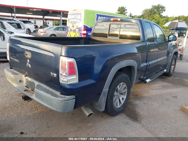 2006 MITSUBISHI RAIDER 1Z7HC32N06S547713 Photo 3