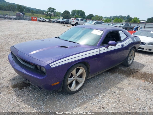 40175071 :رقم المزاد ، 2C3CDYBT8DH672157 vin ، 2013 Dodge Challenger R/t Classic مزاد بيع