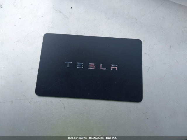 2024 TESLA MODEL Y 7SAYGDEE9RA245369 Photo 10