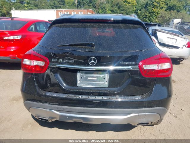 WDCTG4GB2JJ517717 Mercedes-Benz Gla 250 4matic