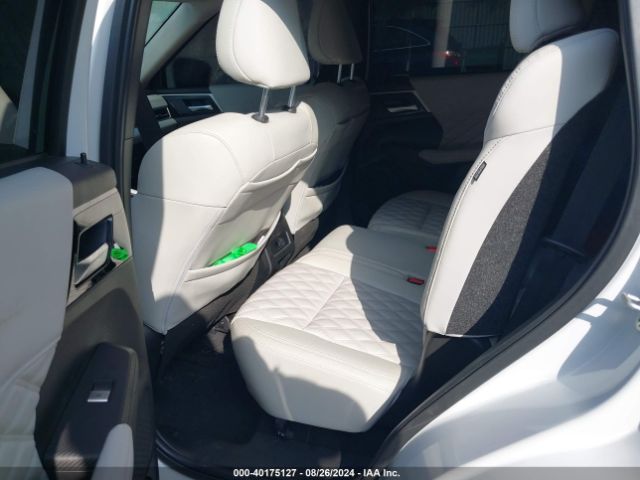 JA4J4VA84NZ088820 Mitsubishi Outlander