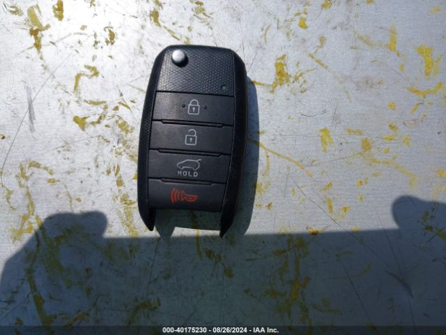 5XYKTCA62EG448424 KIA SORENTO LX