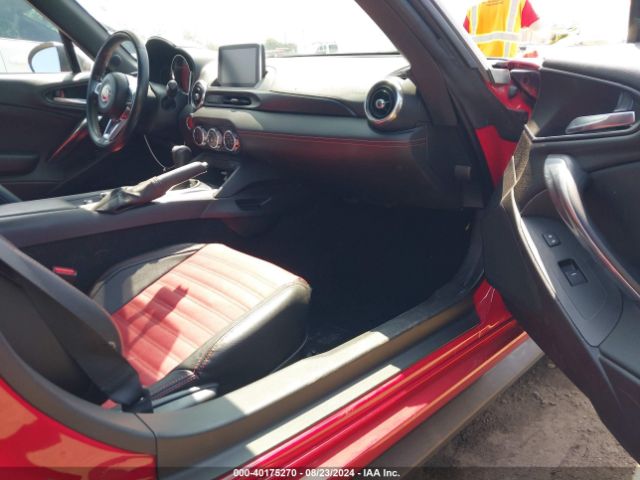 JC1NFAEK2J0136004 Fiat 124 Spider Abarth