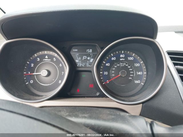 5NPDH4AE0FH568370 Hyundai ELANTRA SE