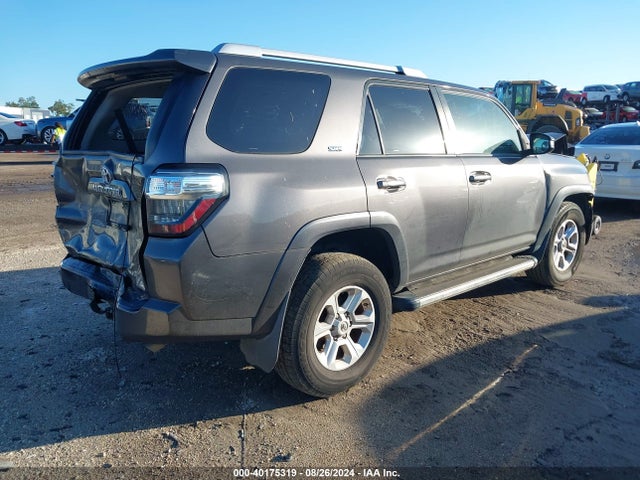 Toyota 4RUNNER SR5 2015 JTEZU5JR4F5097913 Image 4