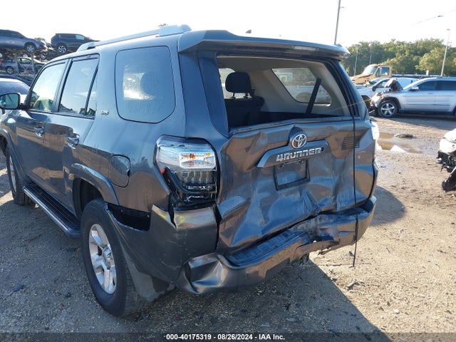Toyota 4RUNNER SR5 2015 JTEZU5JR4F5097913 Image 6