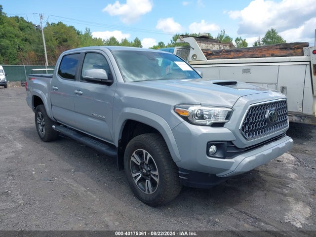 Toyota Tacoma Trd Sport 2018 5TFCZ5AN1JX151187 головне зображення