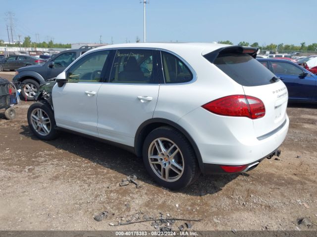 2013 PORSCHE CAYENNE HYBRID WP1AE2A20DLA15831 Photo 2