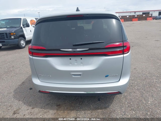 Chrysler Pacifica Hybrid Select 2024 2C4RC1S72RR144540 Image 16