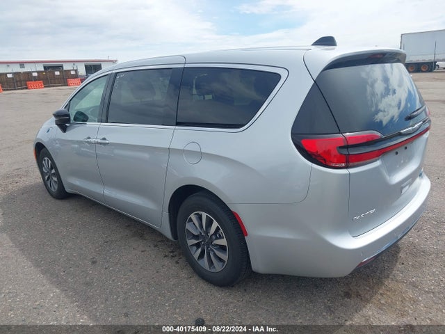 Chrysler Pacifica Hybrid Select 2024 2C4RC1S72RR144540 Image 3