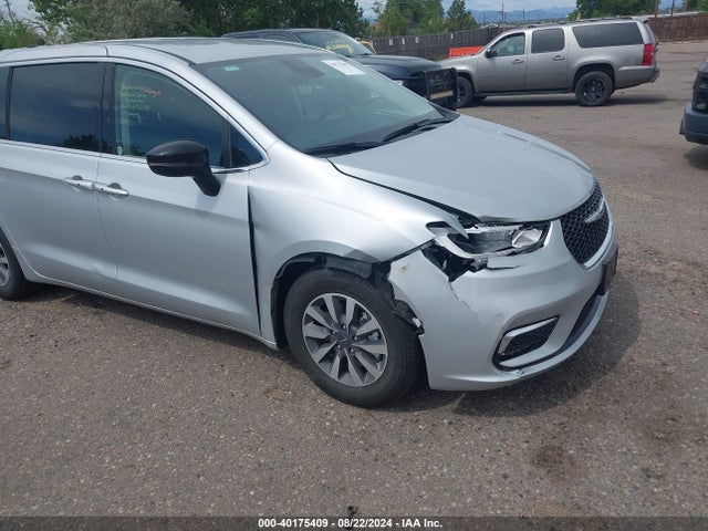 Chrysler Pacifica Hybrid Select 2024 2C4RC1S72RR144540 Image 6