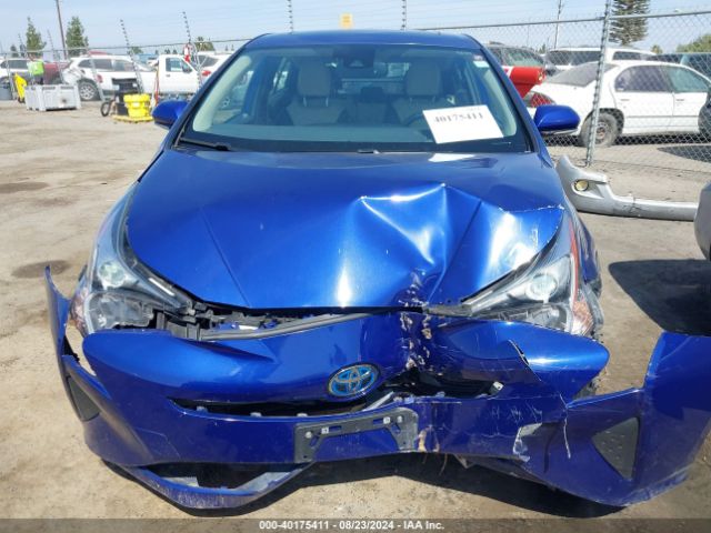 JTDKARFU1G3527218 Toyota Prius Four