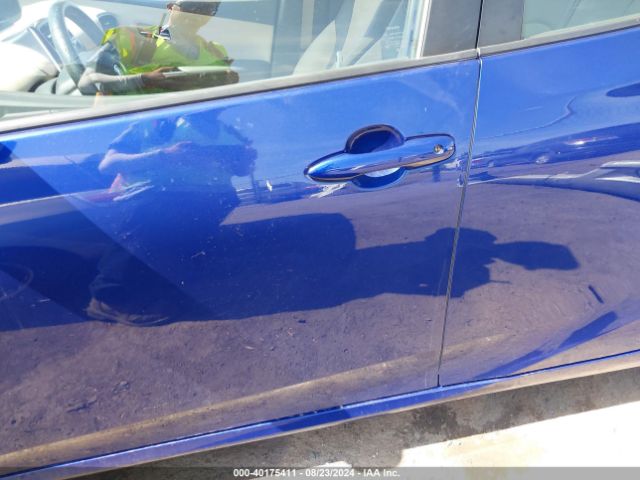 JTDKARFU1G3527218 Toyota Prius Four