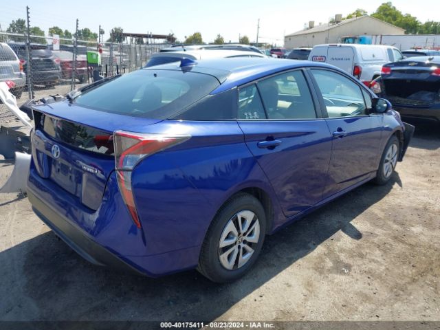 JTDKARFU1G3527218 Toyota Prius Four