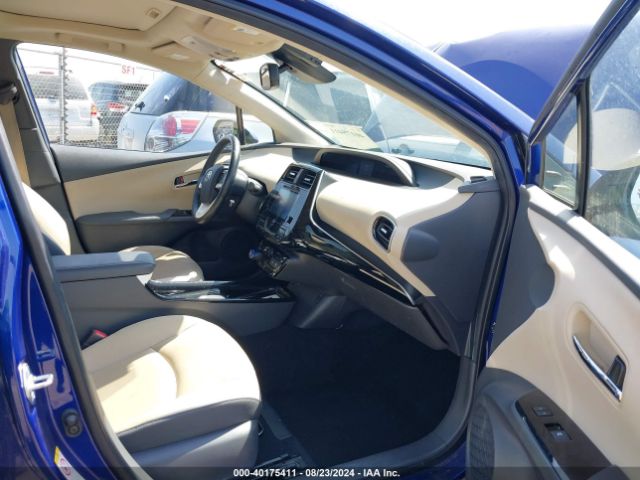 JTDKARFU1G3527218 Toyota Prius Four