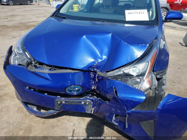 JTDKARFU1G3527218 Toyota Prius Four