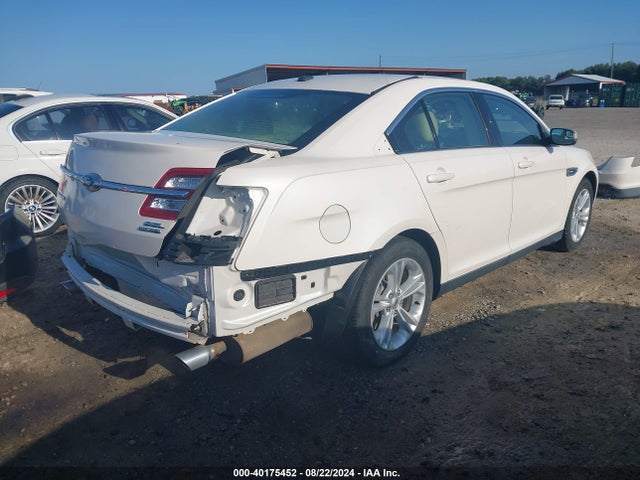 Ford TAURUS SEL 2015 1FAHP2E83FG174157 Image 4