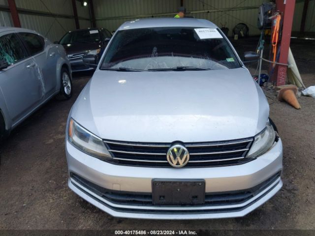 3VWD17AJ8FM270448 Volkswagen Jetta 1.8t Se