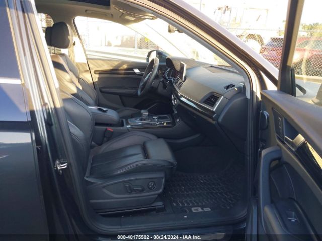 WA1CNAFY2J2107875 Audi Q5 2.0t Premium/2.0t Tech Premium