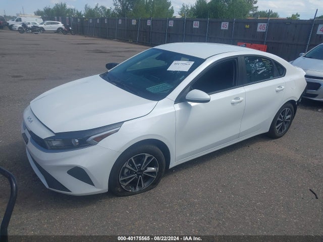 KIA Forte Lxs 2024 3KPF24AD2RE800218 Image 2