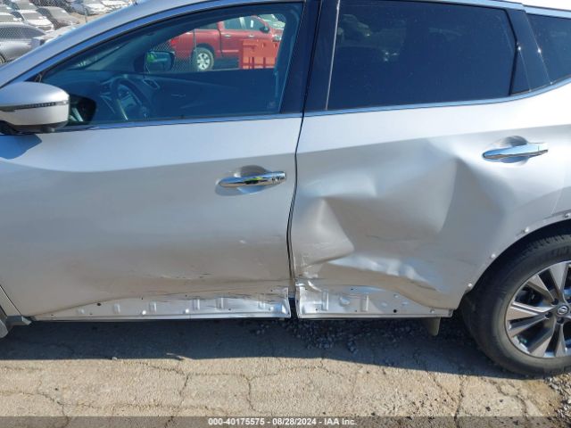 5N1AZ2MG8JN142948 Nissan MURANO SL