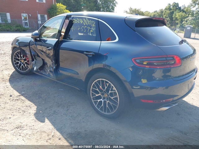 2015 PORSCHE MACAN WP1AF2A55FLB91428 Photo 2