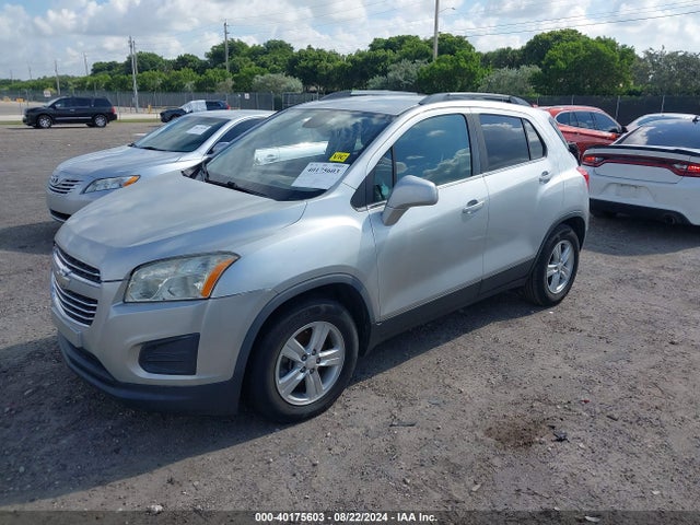 Chevrolet Trax Lt 2016 3GNCJLSB9GL198754 Image 2
