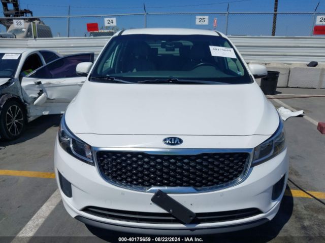 KNDMB5C16H6314614 KIA SEDONA LX