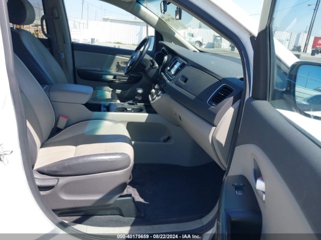 KNDMB5C16H6314614 KIA SEDONA LX