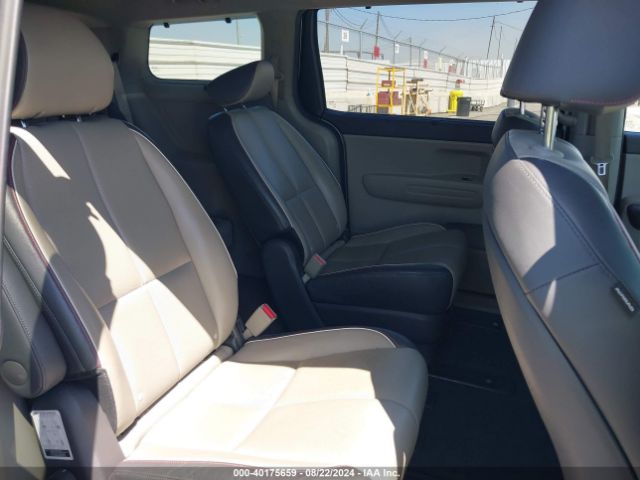 KNDMB5C16H6314614 KIA SEDONA LX