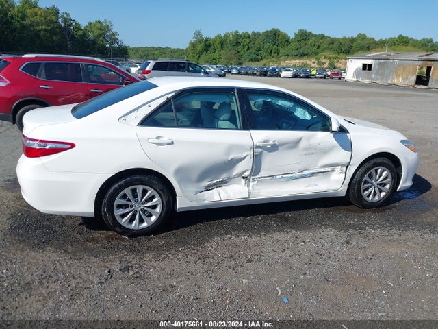 Toyota CAMRY LE 2016 4T4BF1FK6GR551365 Image 13