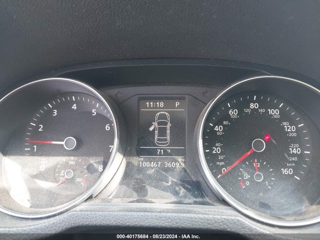 1VWBT7A32GC049031 Volkswagen Passat 1.8t Se