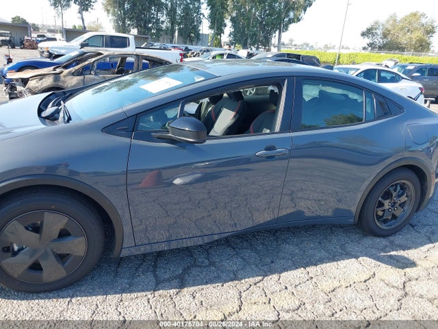Toyota Prius Prime Se 2024 JTDACACU1R3024514 Image 14
