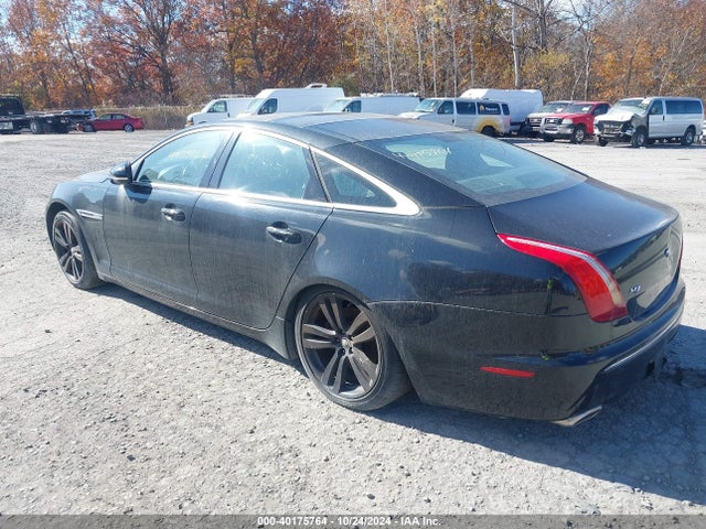 2012 JAGUAR XJ SAJWA1CB5CLV28938 Photo 2