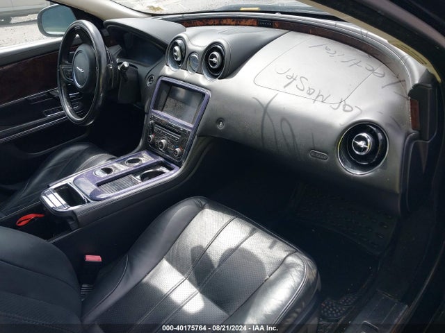 2012 JAGUAR XJ SAJWA1CB5CLV28938 Photo 4