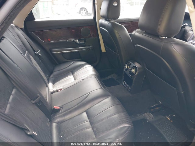 2012 JAGUAR XJ SAJWA1CB5CLV28938 Photo 7